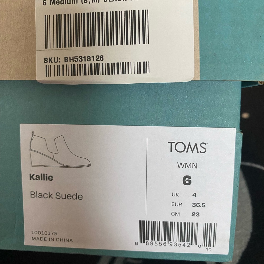 Toms Black Suede Women's Boots - Picture 3 of 4
